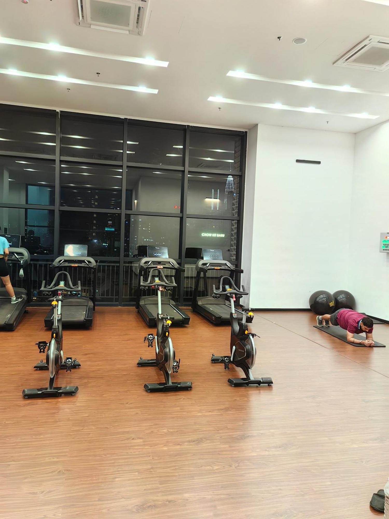 Chambers Residence Klcc Service Suites Kuala Lumpur Buitenkant foto